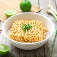 Những người không nên ăn mì tôm, thèm mấy cũng đừng động đũa