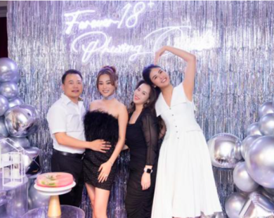 Phương Oanh xả kho loạt ảnh đón tuổi mới, Shark Bình liên tục có hành động gây chú ý