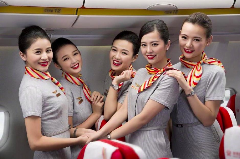 Hãng hàng không bị chỉ trích vì cấm tiếp viên thừa cân